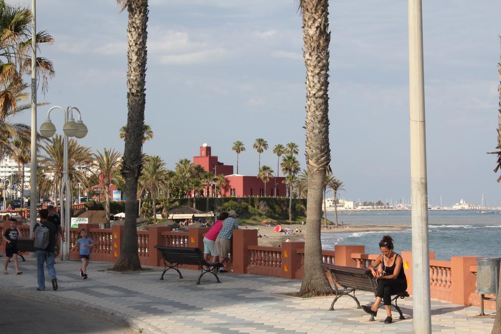 Apartamento Turistico Pueblo Evita Apartament Benalmádena Zewnętrze zdjęcie